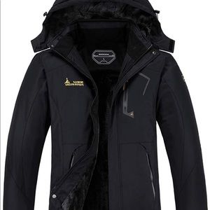 Moerdeng Waterproof Ski Hooded Jacket.  Black. Women’s Size  Medium NEW!!